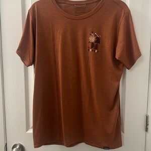 PATAGONIA WOMEN'S CAPILENE COOL DAILY GRAPHIC SHIRT rust color